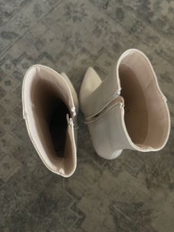 Cream, heel boots