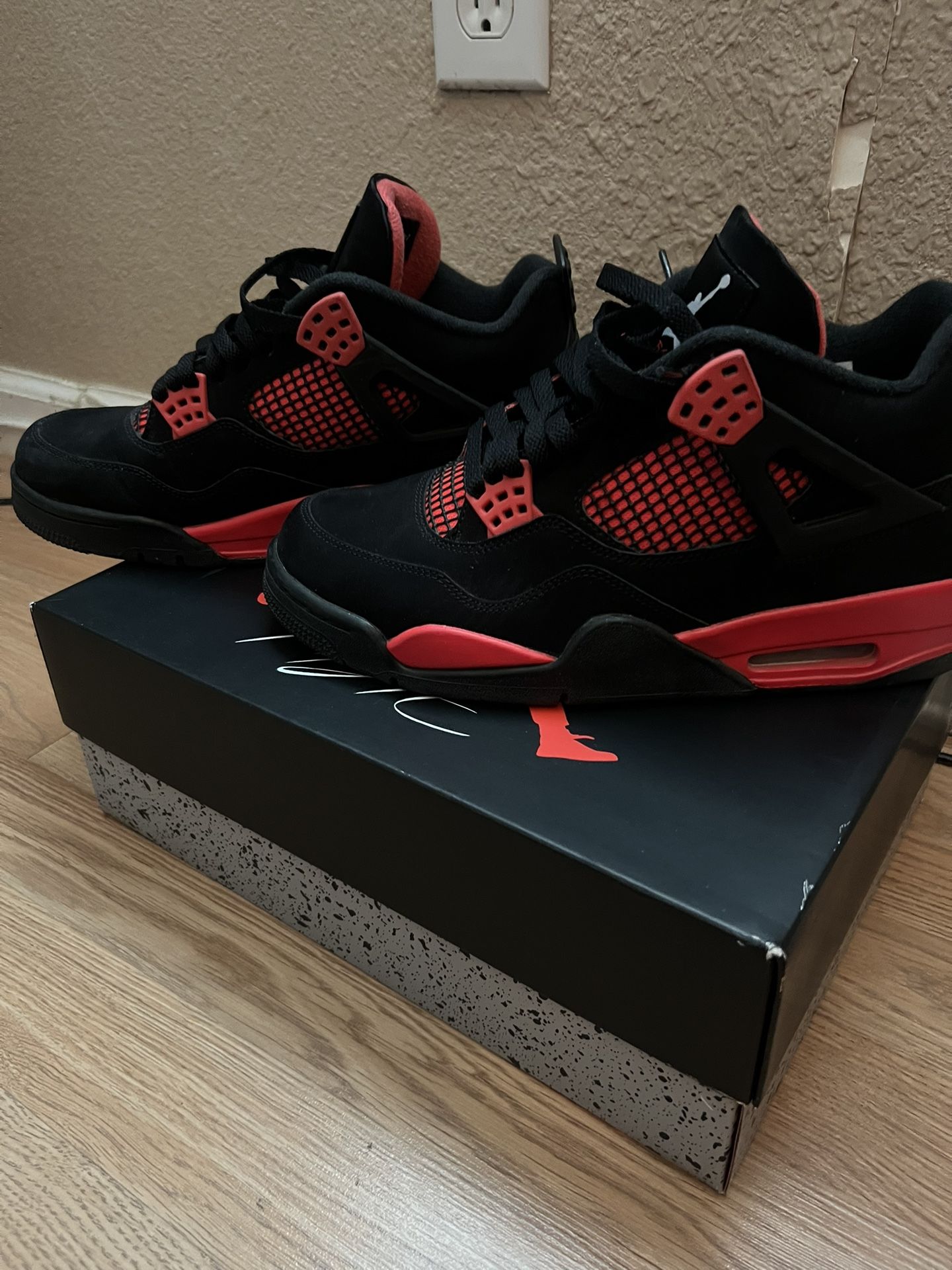 Red Thunders