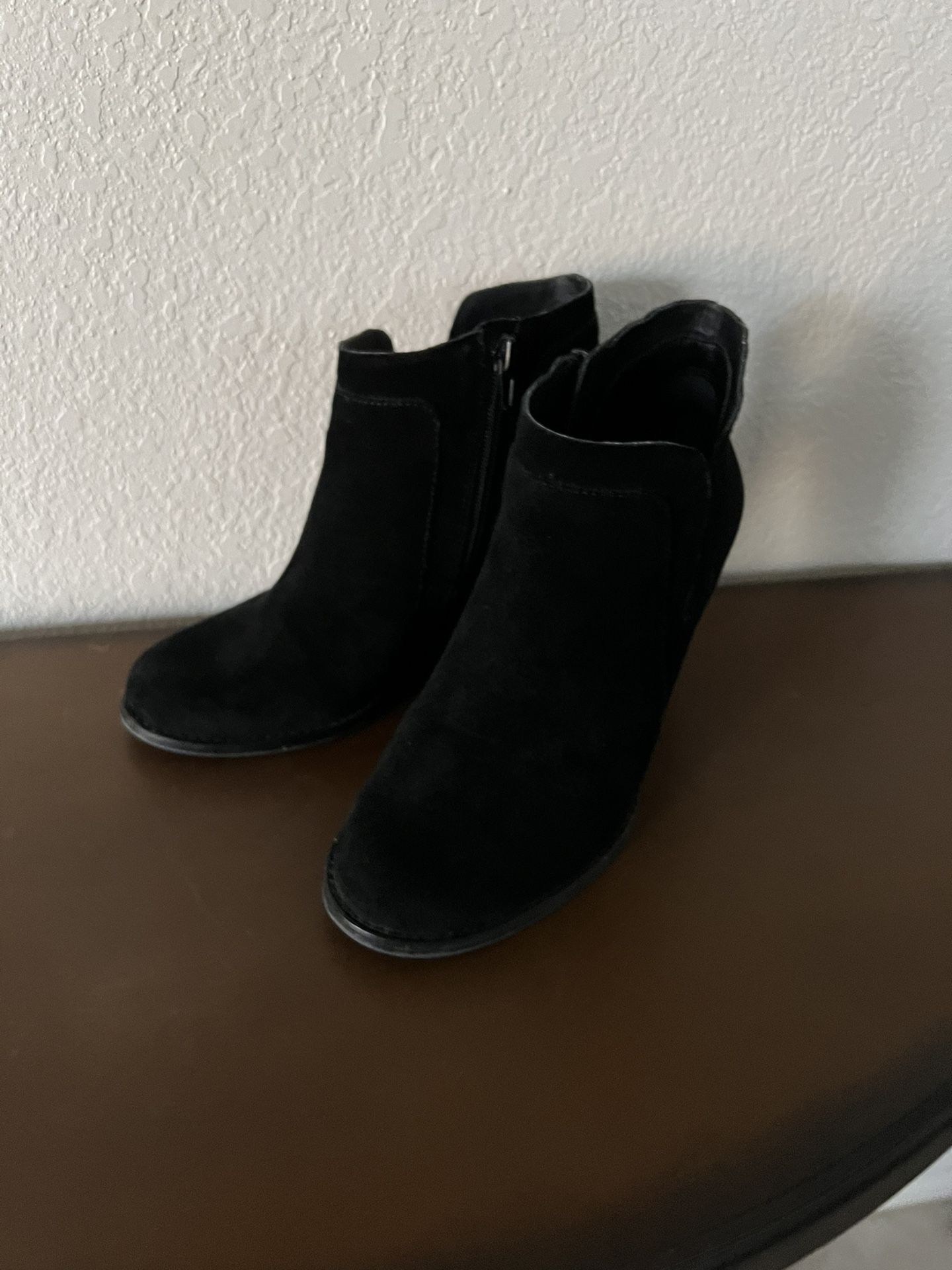 Womens Black Boots/ Booties