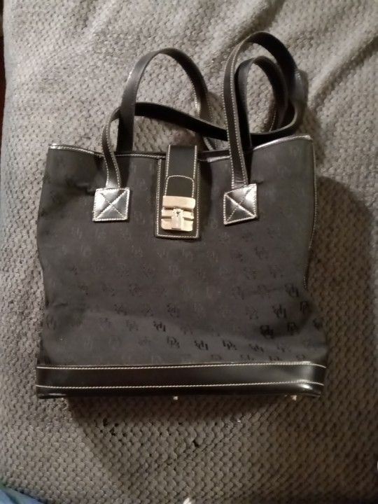 Dooney & Bourke Medium Shopper