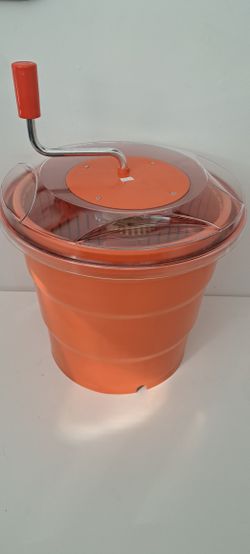 Salad Spinner Clear lid 