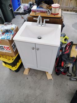 Bathroom sink delta faucet