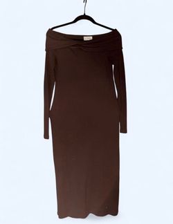 Brown Off-Shoulder Long Sleeve Midi Dress