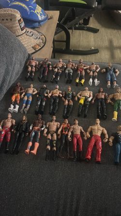 23 wrestlers figures