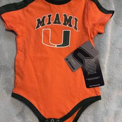 New Colosseum University Of Miami Baby One piece Size 6-12 Months NWT