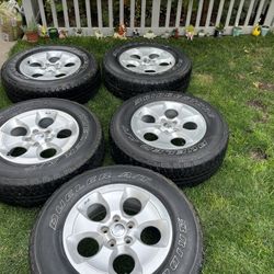 Set 5 Jeep Cherokee And Wrangler .