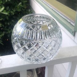 Lead crystal vase