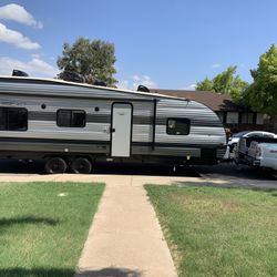 Toy Hauler For The Weekend 