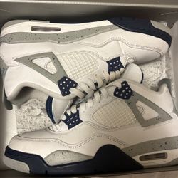 Jordan 4  Retro Midnight Navy