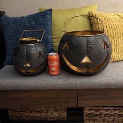 Pottery Barn Black And Copper Colored Hammered Metal Pumpkins