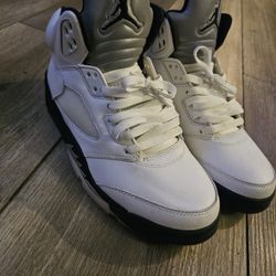 Air Jordan Retro 5 White  Black