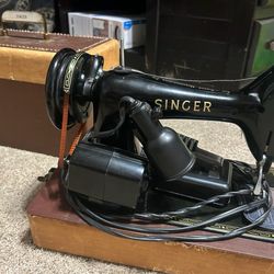 Singer Sewing Machine