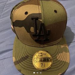 LA camo fitted hat 7 3/8ths