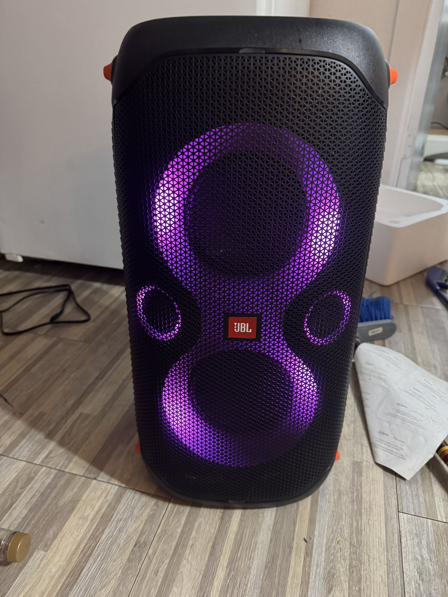 JBL Party box 110