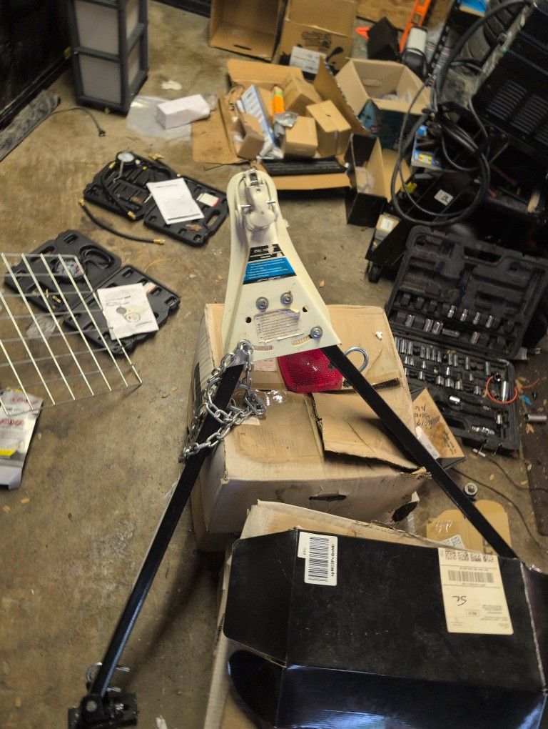 Adjustable Bumper Mount Tow Bar