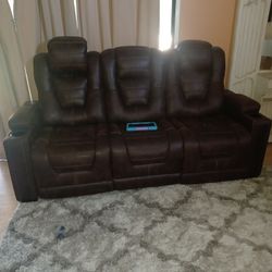 Sofa  and love Seat, 4 electric recliners, plug-ins in Middle console