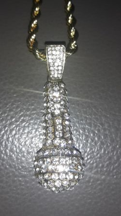 Microphone Designer chain with stones 20"