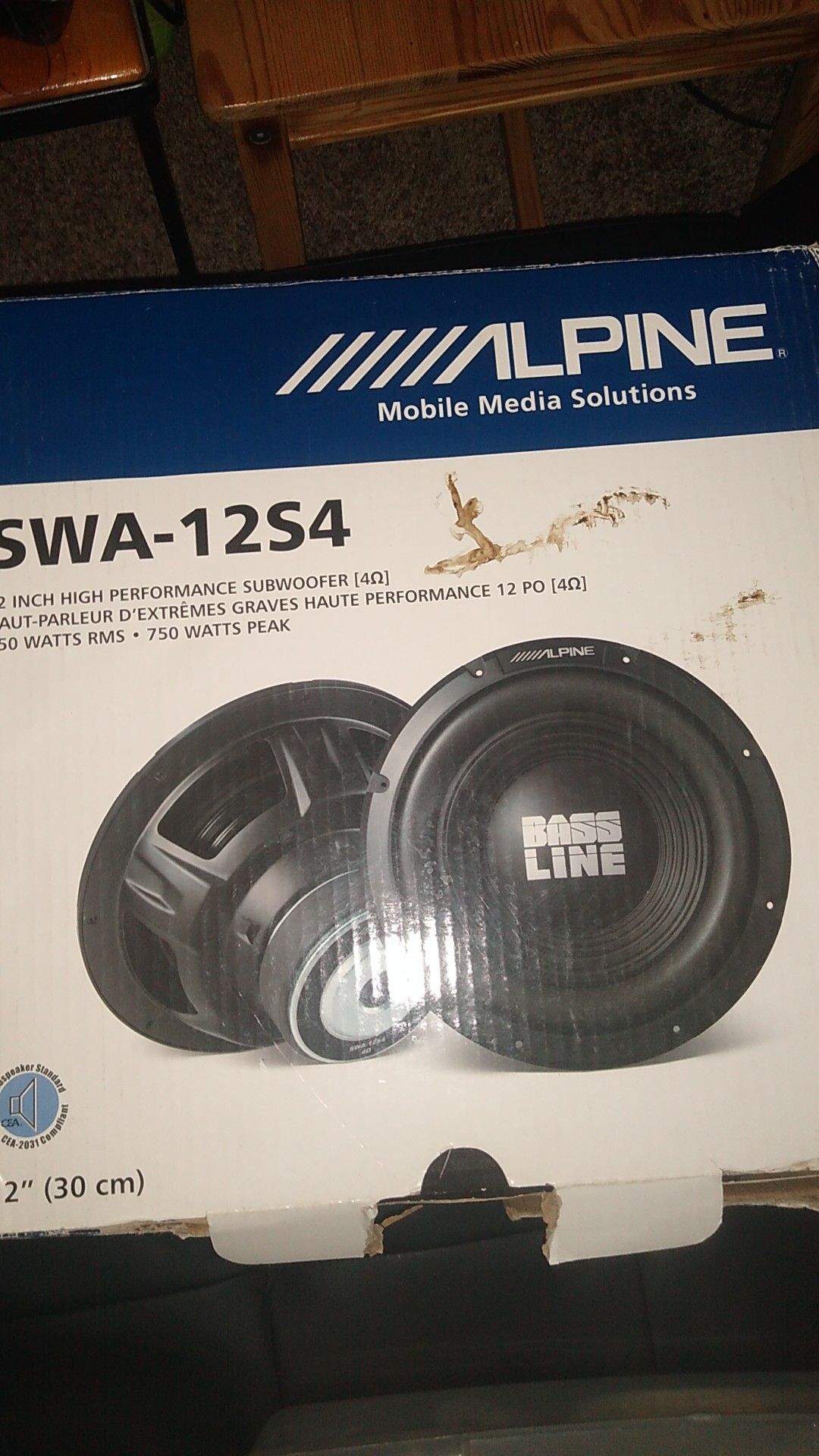 Alpine 12 inch sub woofer SWA-12S4