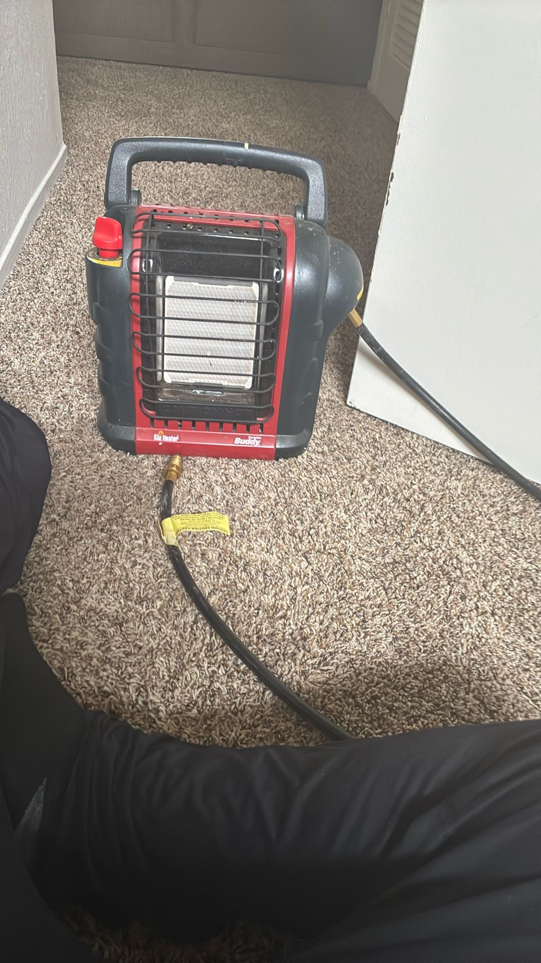 Portable gas heater