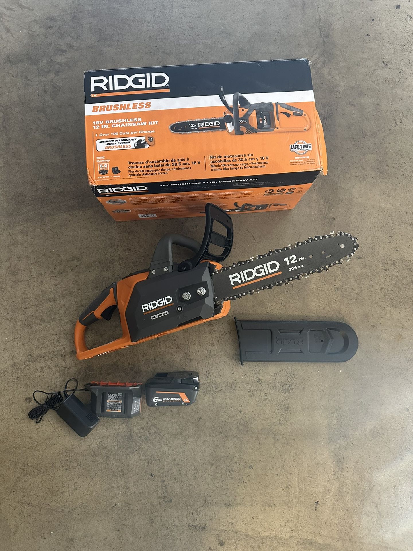 RIDGID 18V Brushless 12 in. Electric Battery Chainsaw Kit