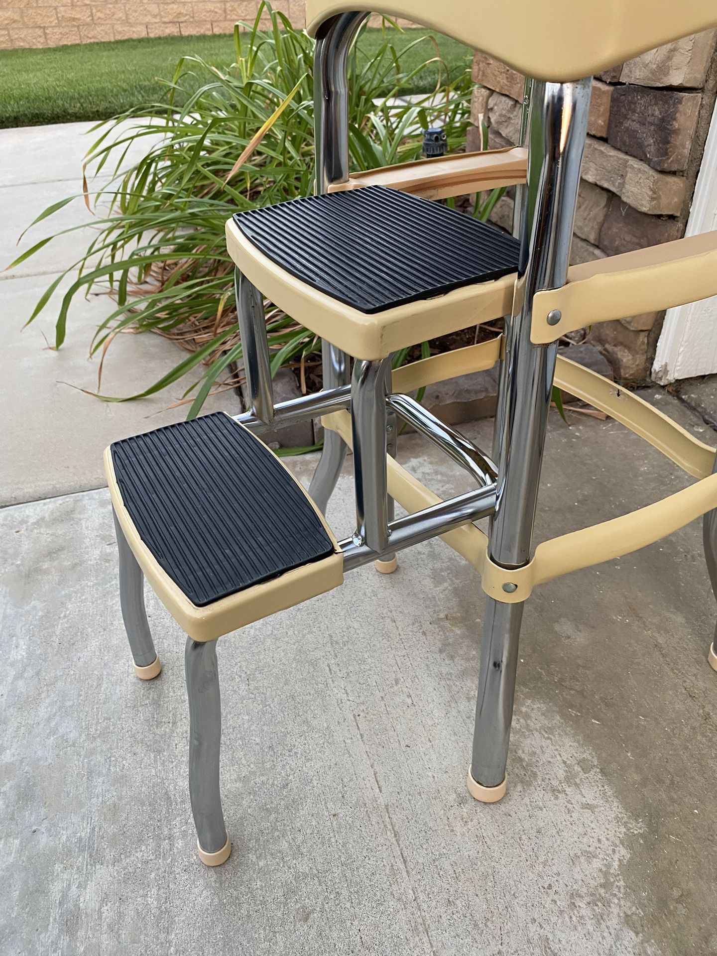 Vintage Step Stool – Jo's Riches