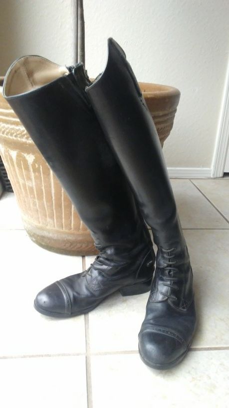 ARIAT Challenge Contour Zip Field Boot Used - US 7.5 B