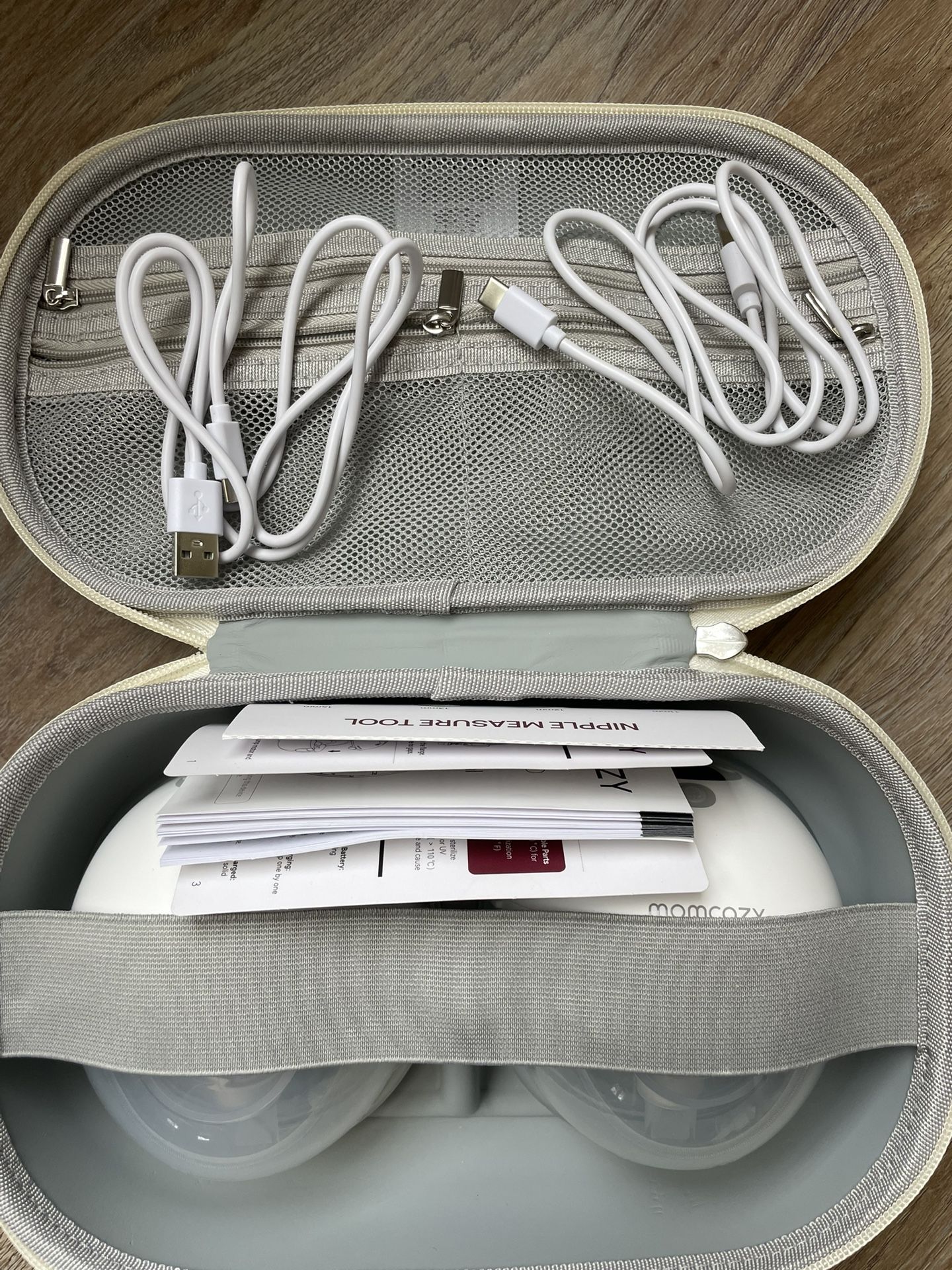 Momcozy M5 Wearable Breast Pump