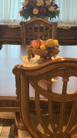 Dinning Table