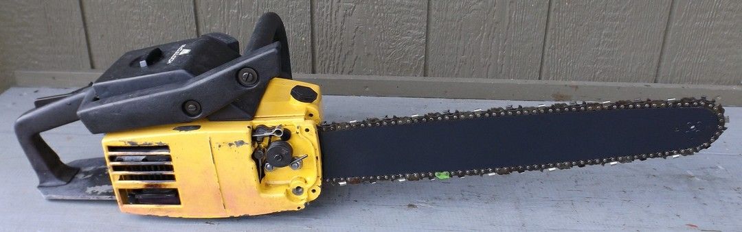 McCulloch Chainsaw 60cc 20in