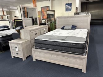 Grey Queen 4pc Bedroom Set