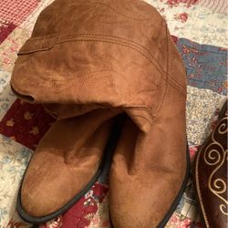 Boots Size9