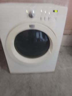 Good clean working electric dryer, free delivery and setup