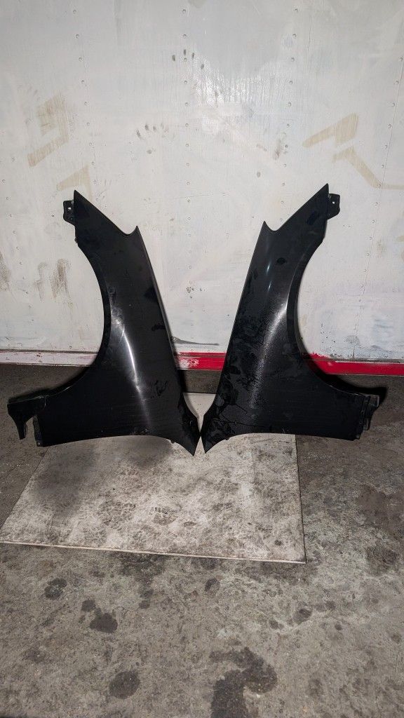 G35 Fenders Part