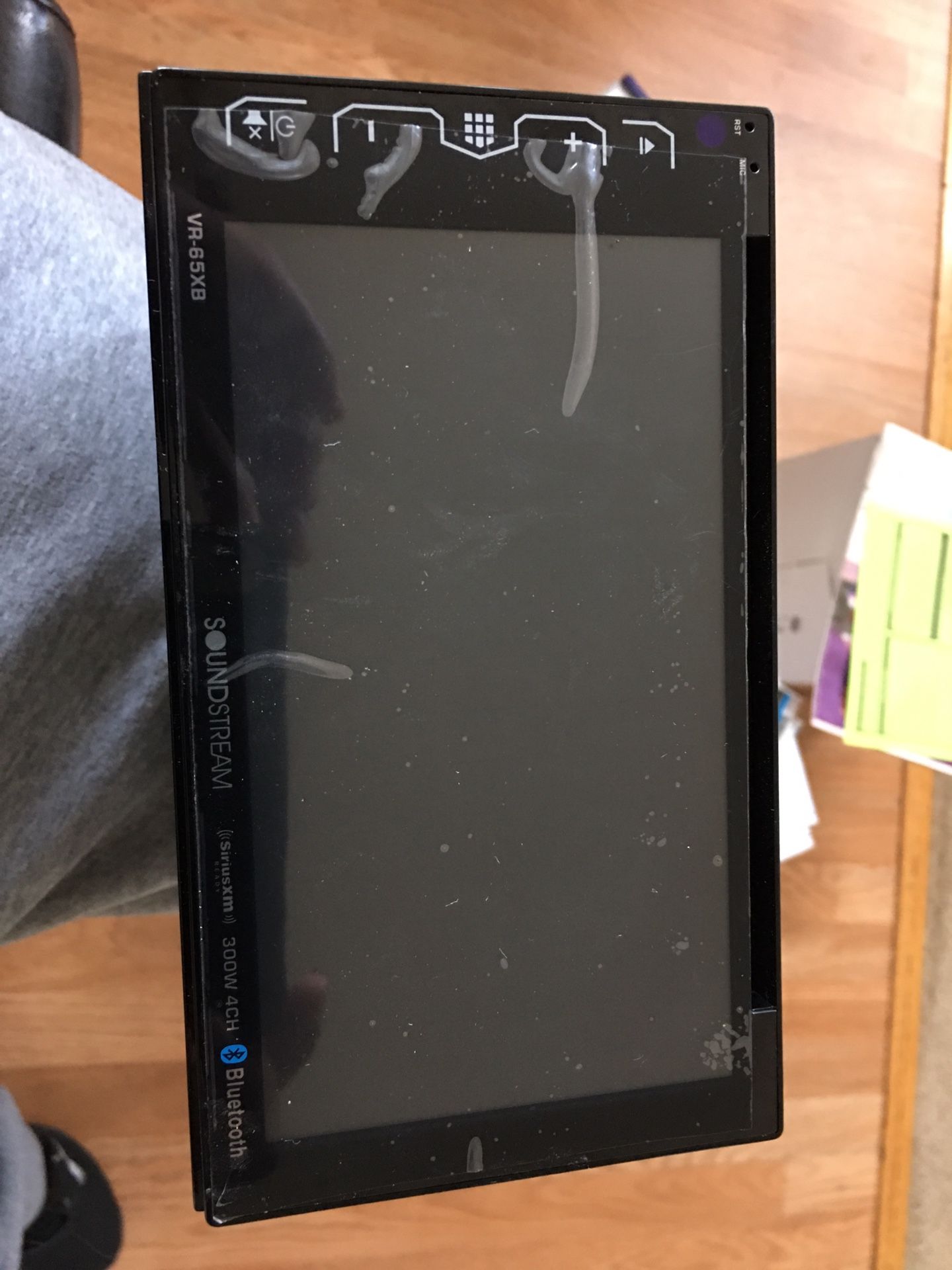Soundstream CD/DVD Player (Basically New)