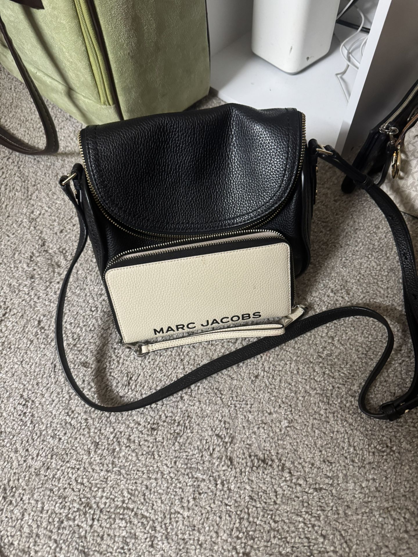 Marc Jacobs Black Leather Crossbody Purse & Matching Wallet Combo – Timeless Elegance!