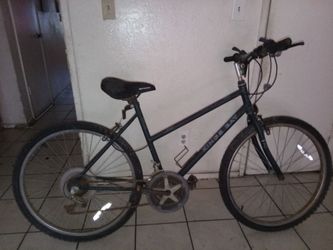 Schwinn Kings Bay Mountain Bike