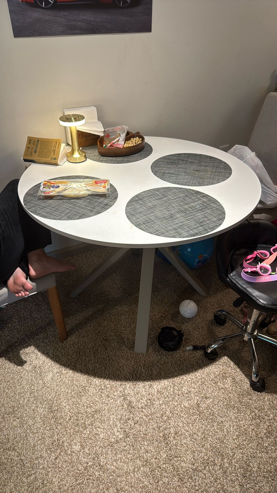 Free Round Dining Table And 4 Chairs Ikea