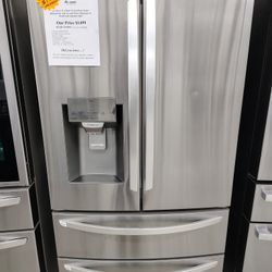 $1499(MSRP$3499) LG French 4 Door Refrigerator With Tall Ice/Water Dispenser and Smart Cooling