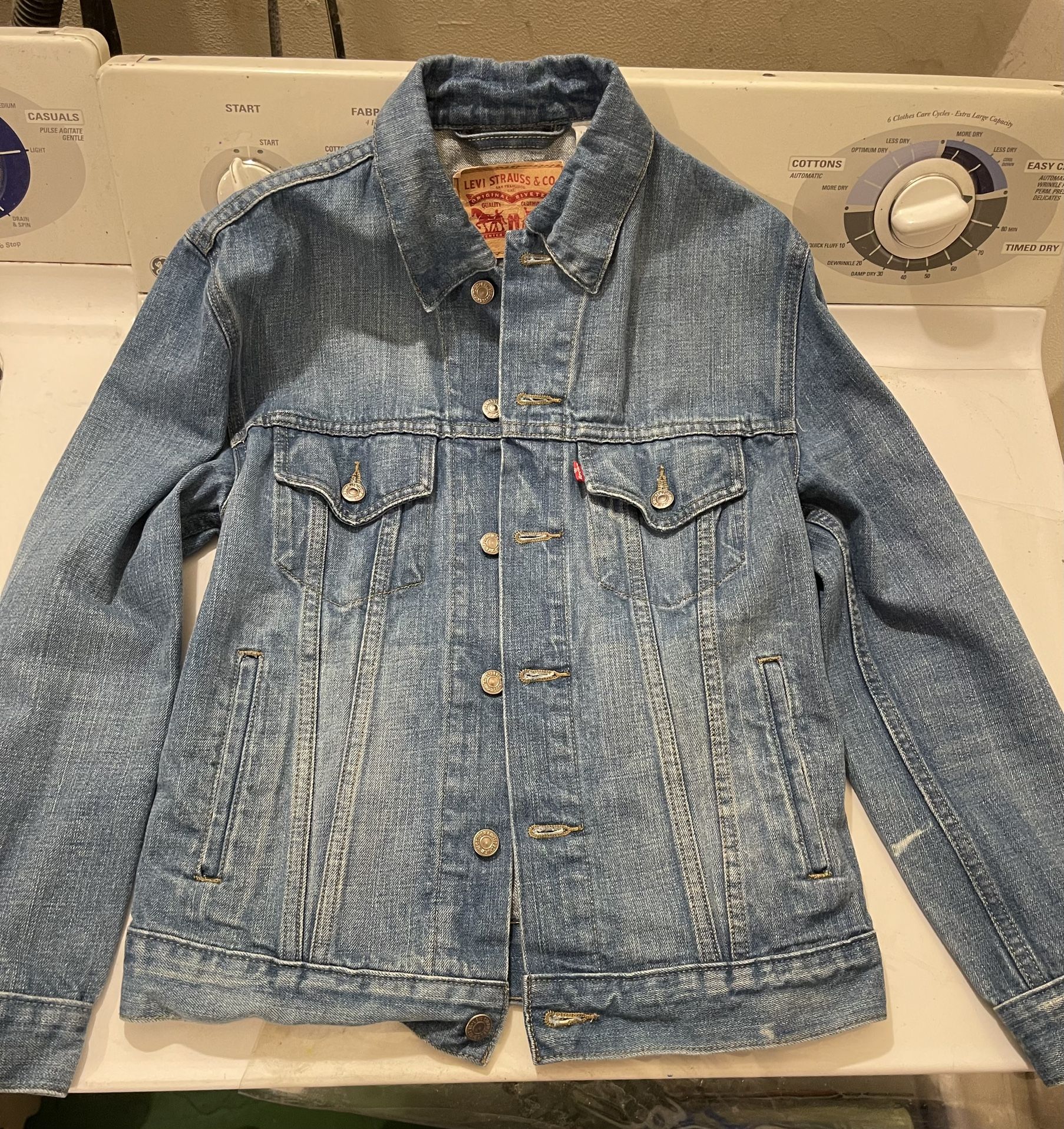Levis Jacket Size Small