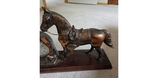 Vintage Sessions Western Horse Electric Clock