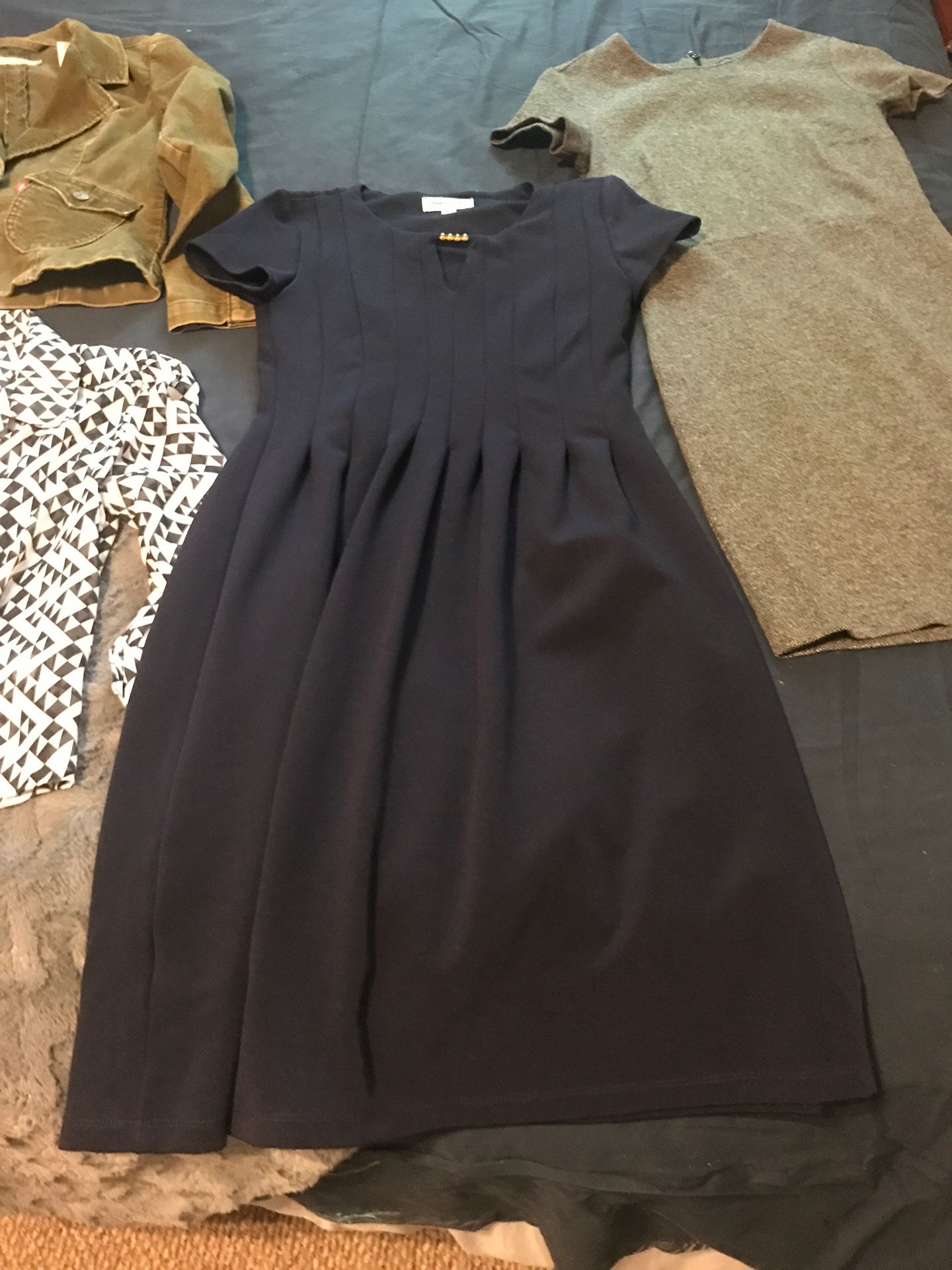 Shelby & Palmer dress small, Levi’s Jeans jacket, banana republic dress 0, juniors large top