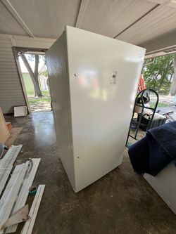 Deep freezer