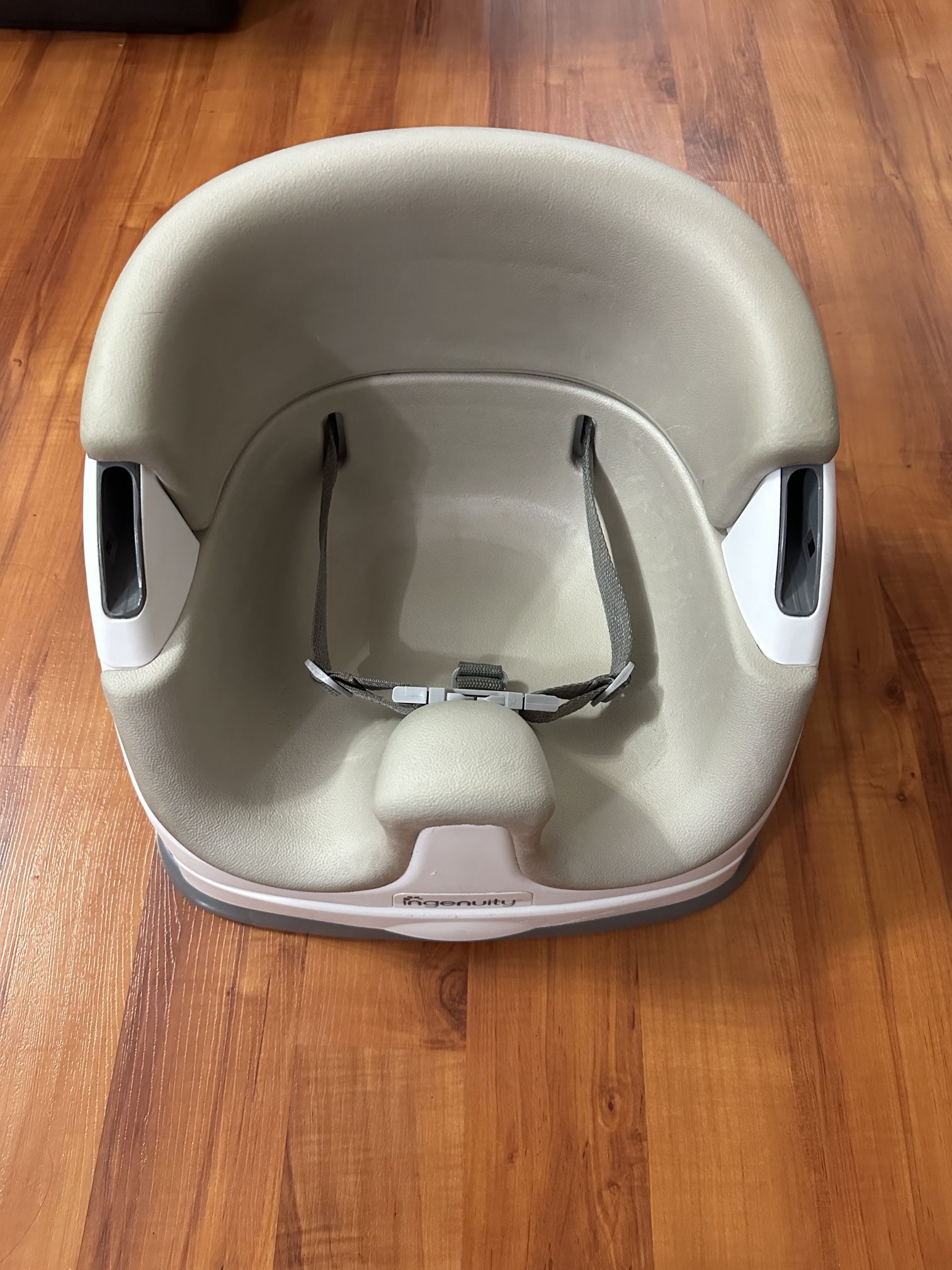 Ingenuity Baby Base 2-in-1 Booster Feeding and Floor Seat with Self-Storing Tray