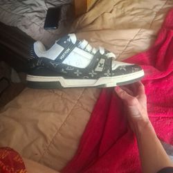Louis vuitton sneakers
