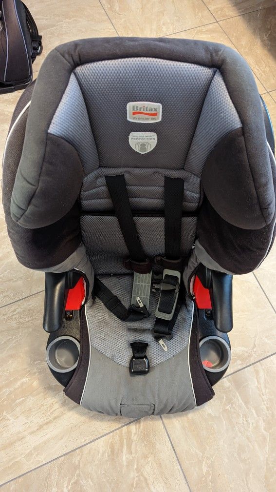 Britax Frontier 85 Booster Car Seat