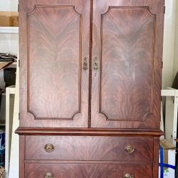 Mahogany Armoire/Entertainment Cabinet