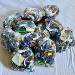 LEGOS 22 LBS POUNDS BULK BRICKS FIGURES BASE PLATES TIRES AIRPLANE PARTS NINJAGO NEXO KNIGHTS CLEAN