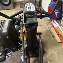 Bowflex Max Trainer M3 – works mechanically, console not working – pickup only