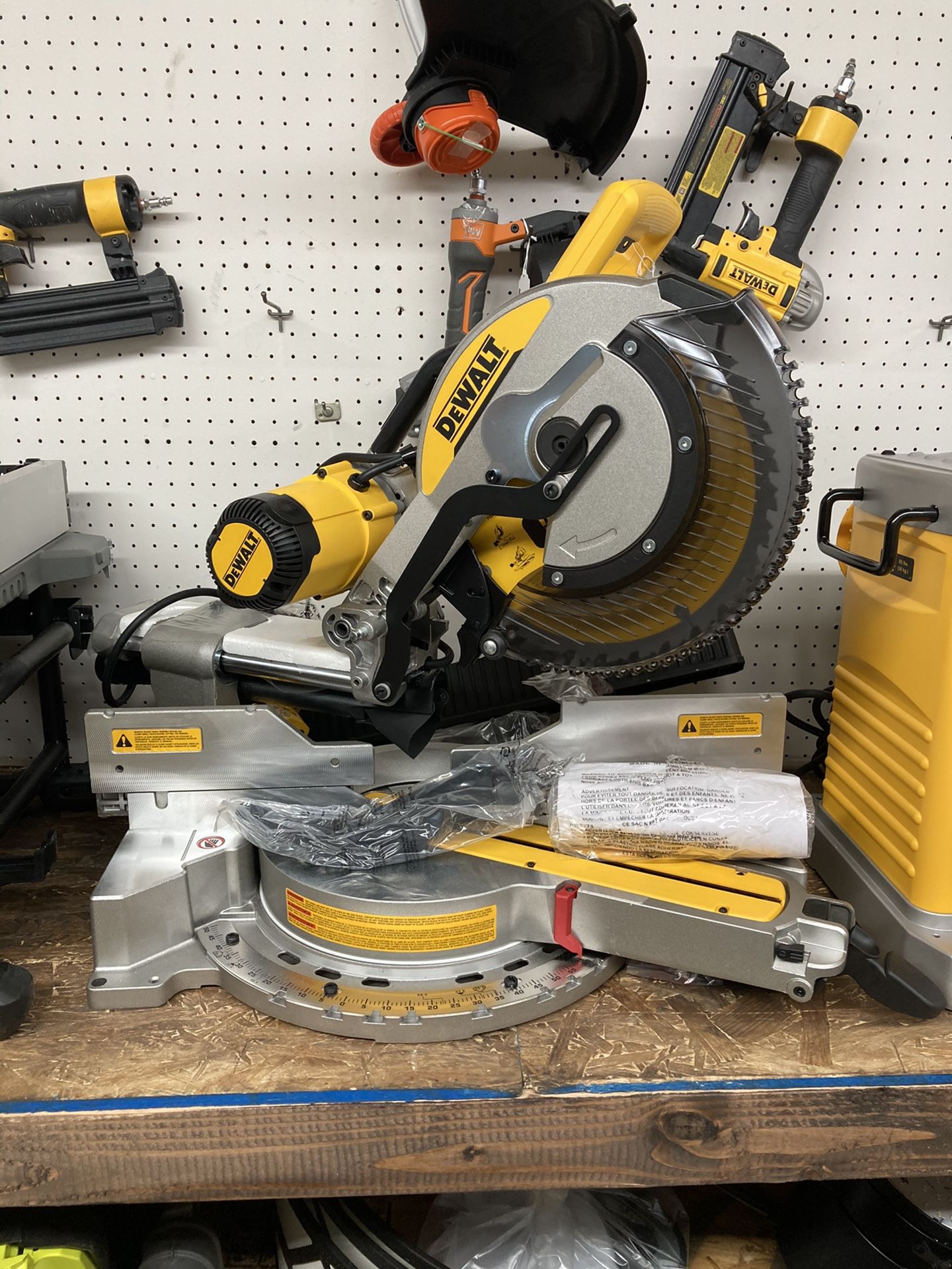DEWALT 15 Amp Corded 12 in. Double Bevel Sliding Compound Miter Saw, Blade Wrench & Material Clamp