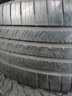 285/40R20